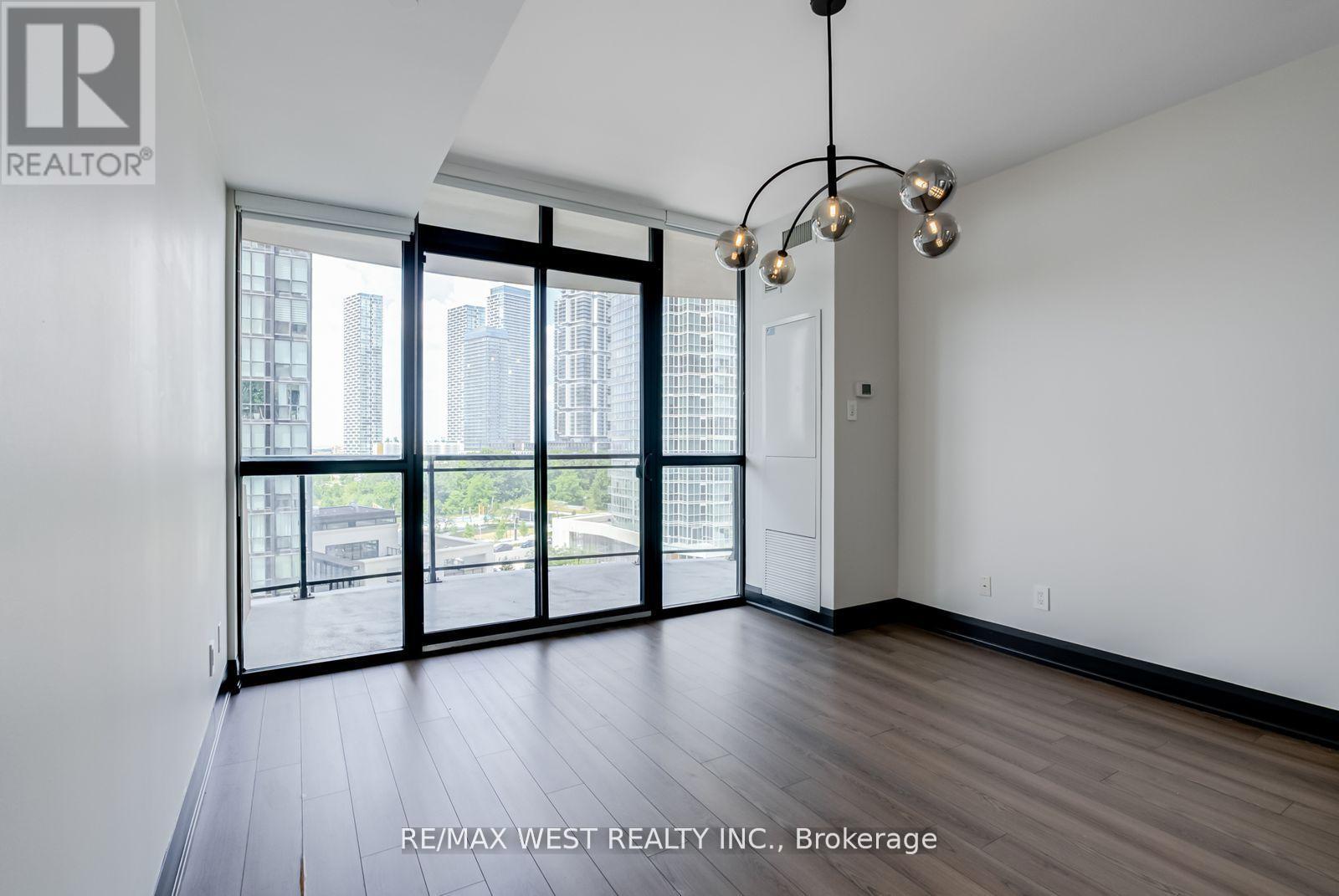 Photo 15 of 606 2900 Highway 7 Road, Vaughan ON