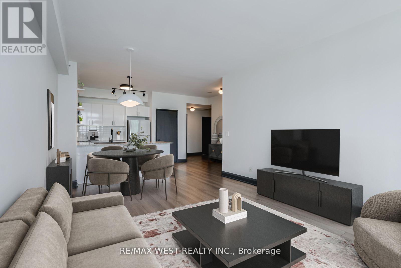 Photo 3 of 606 2900 Highway 7 Road, Vaughan ON