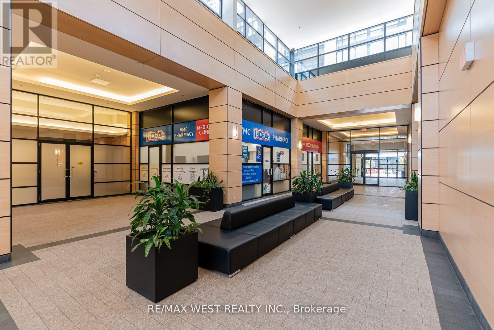 Photo 38 of 606 2900 Highway 7 Road, Vaughan ON