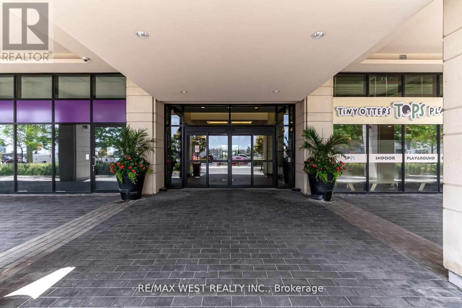 Photo 40 of 606 2900 Highway 7 Road, Vaughan ON
