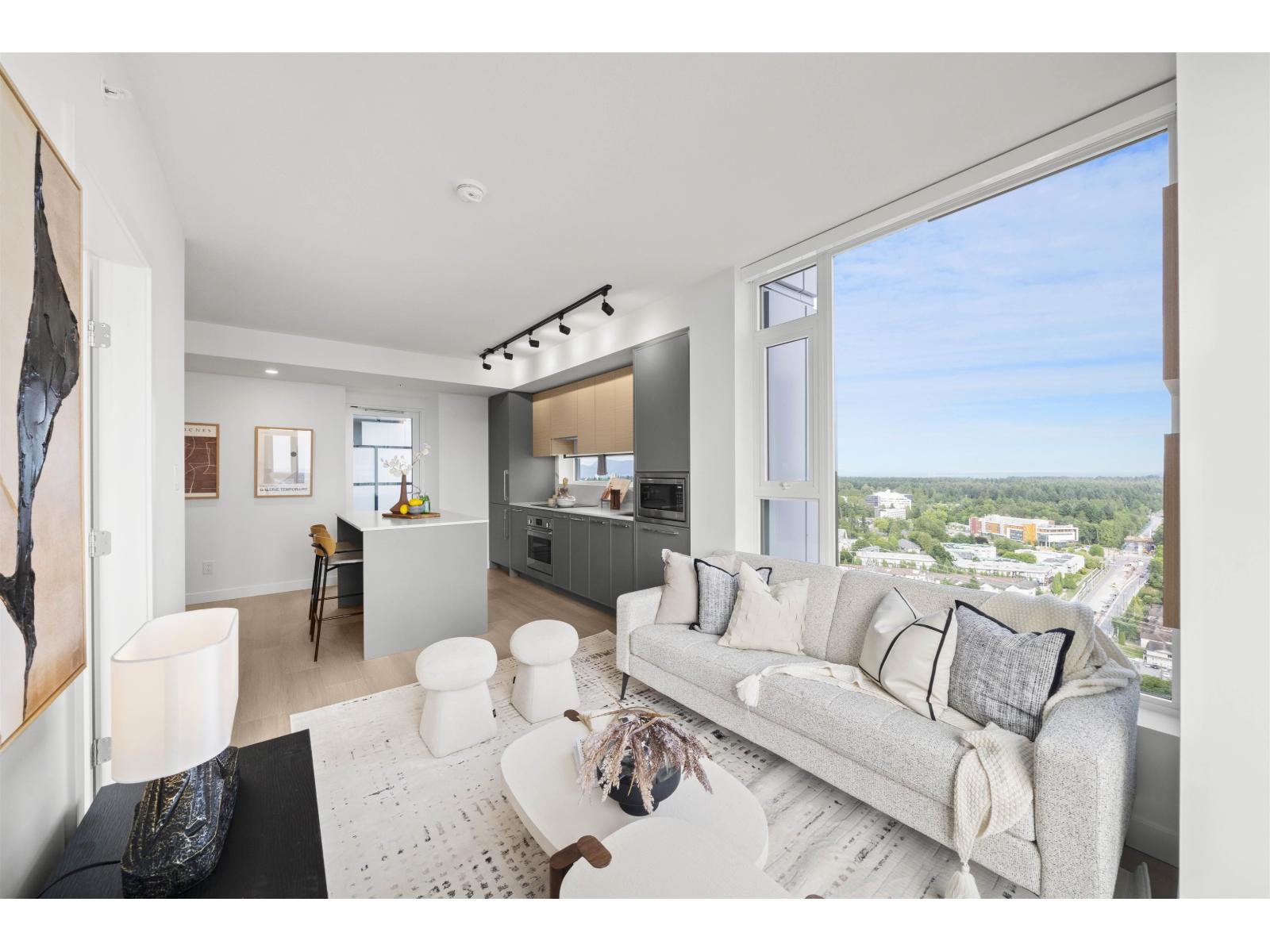 Photo 11 of 3010 13725 George Junction, Surrey BC