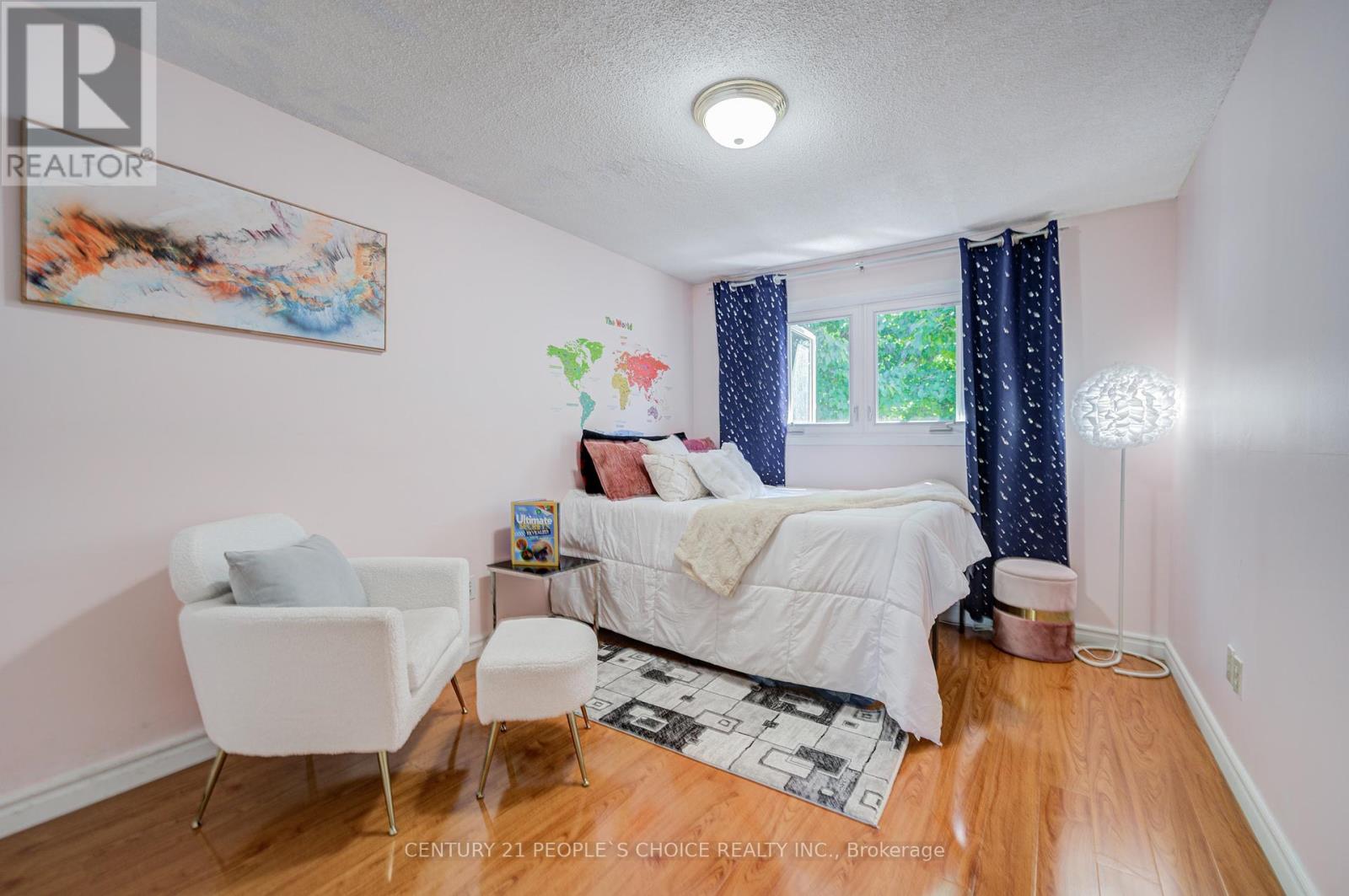 Photo 32 of 53 2766 Folkway Drive, Mississauga ON