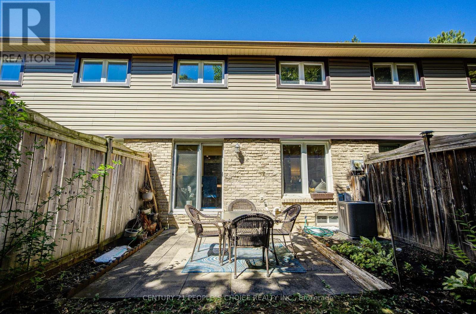 Photo 45 of 53 2766 Folkway Drive, Mississauga ON