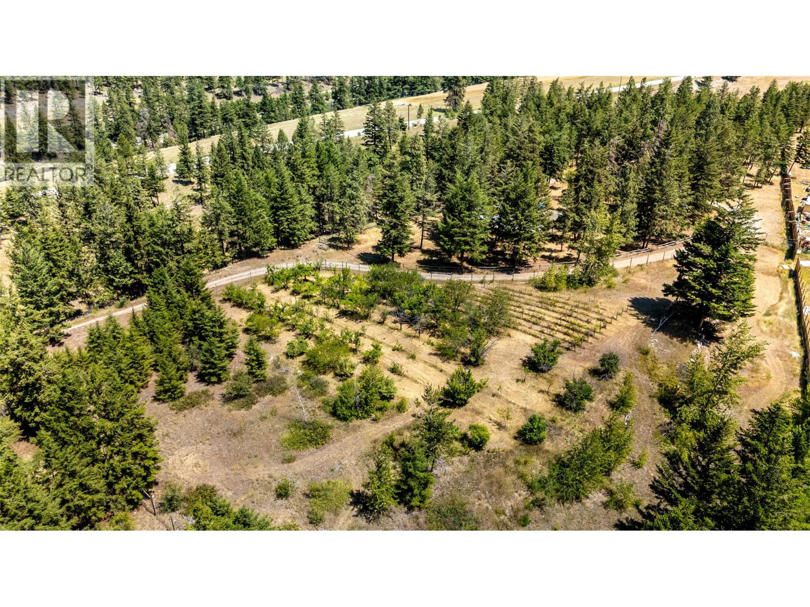 3023 Highway 3, Hedley