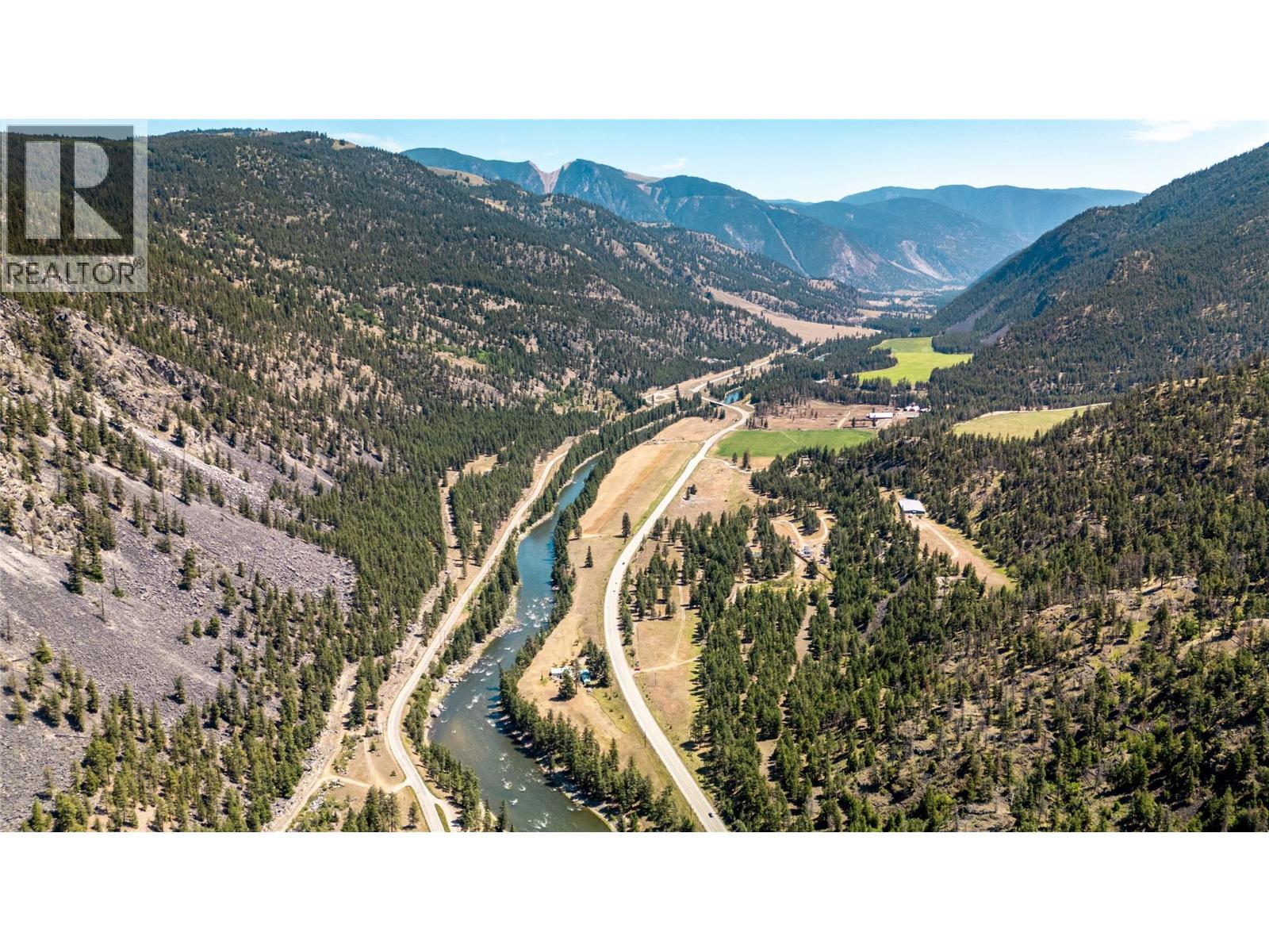 3023 Highway 3, Hedley