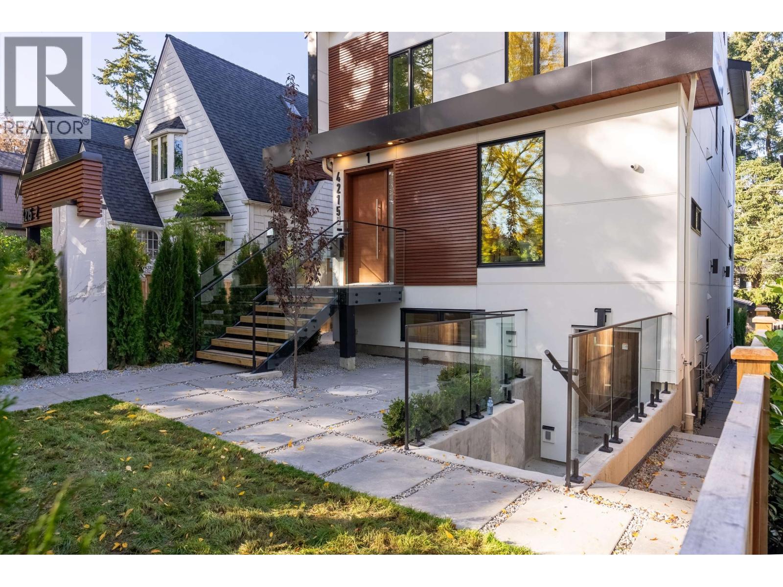 Photo 26 of 1 4215 W 13 Th Avenue, Vancouver BC