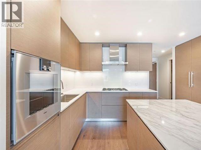 Photo 15 of 303 3639 W 16th Avenue, Vancouver BC