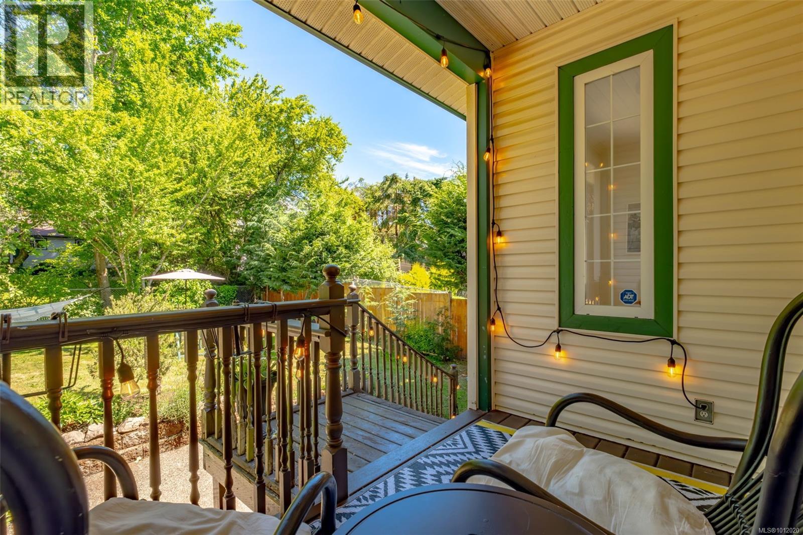 Photo 52 of 536 Bradley St, Nanaimo BC