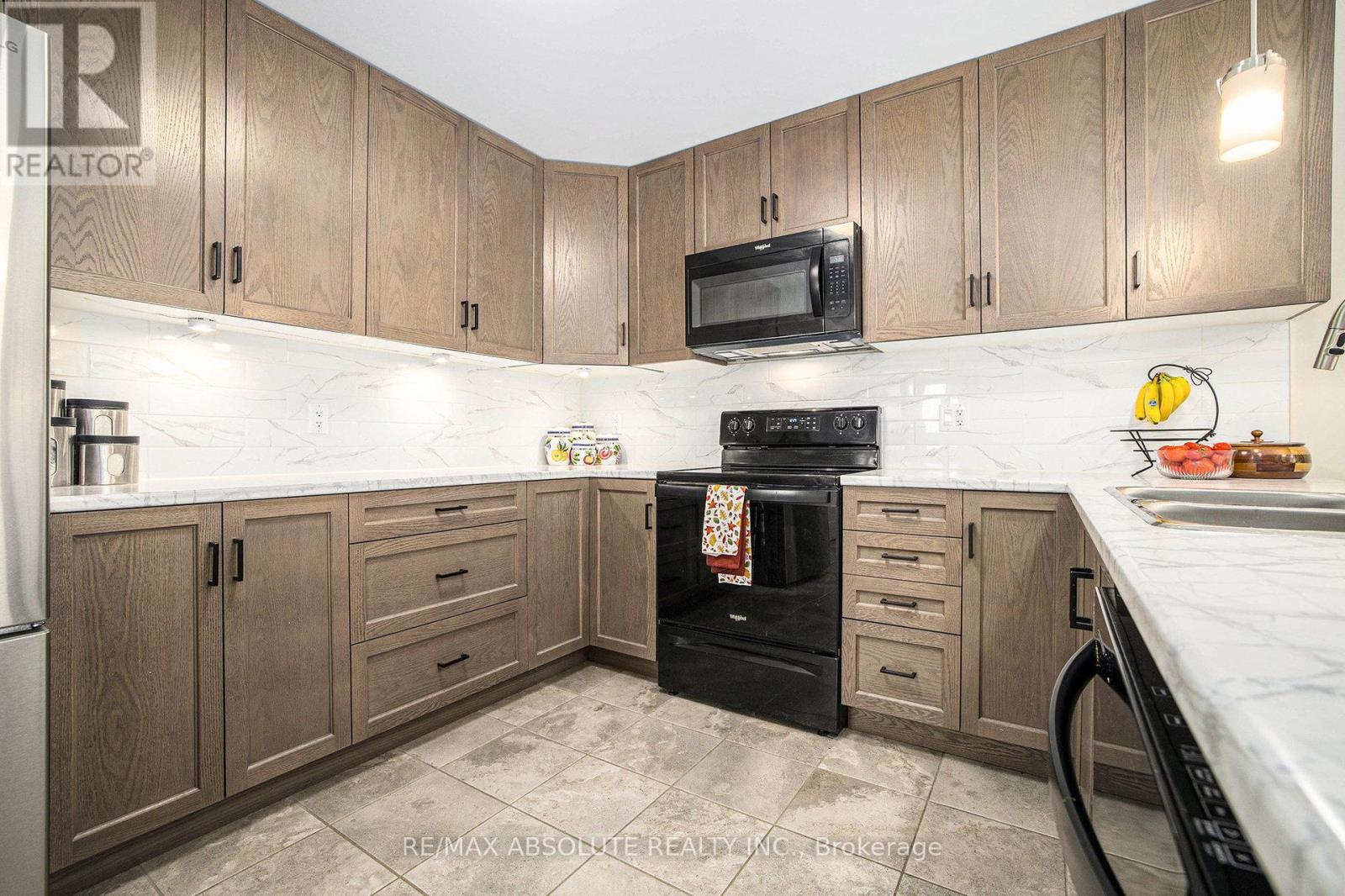 Photo 10 of 2 Morgan Clouthier Way, Arnprior ON