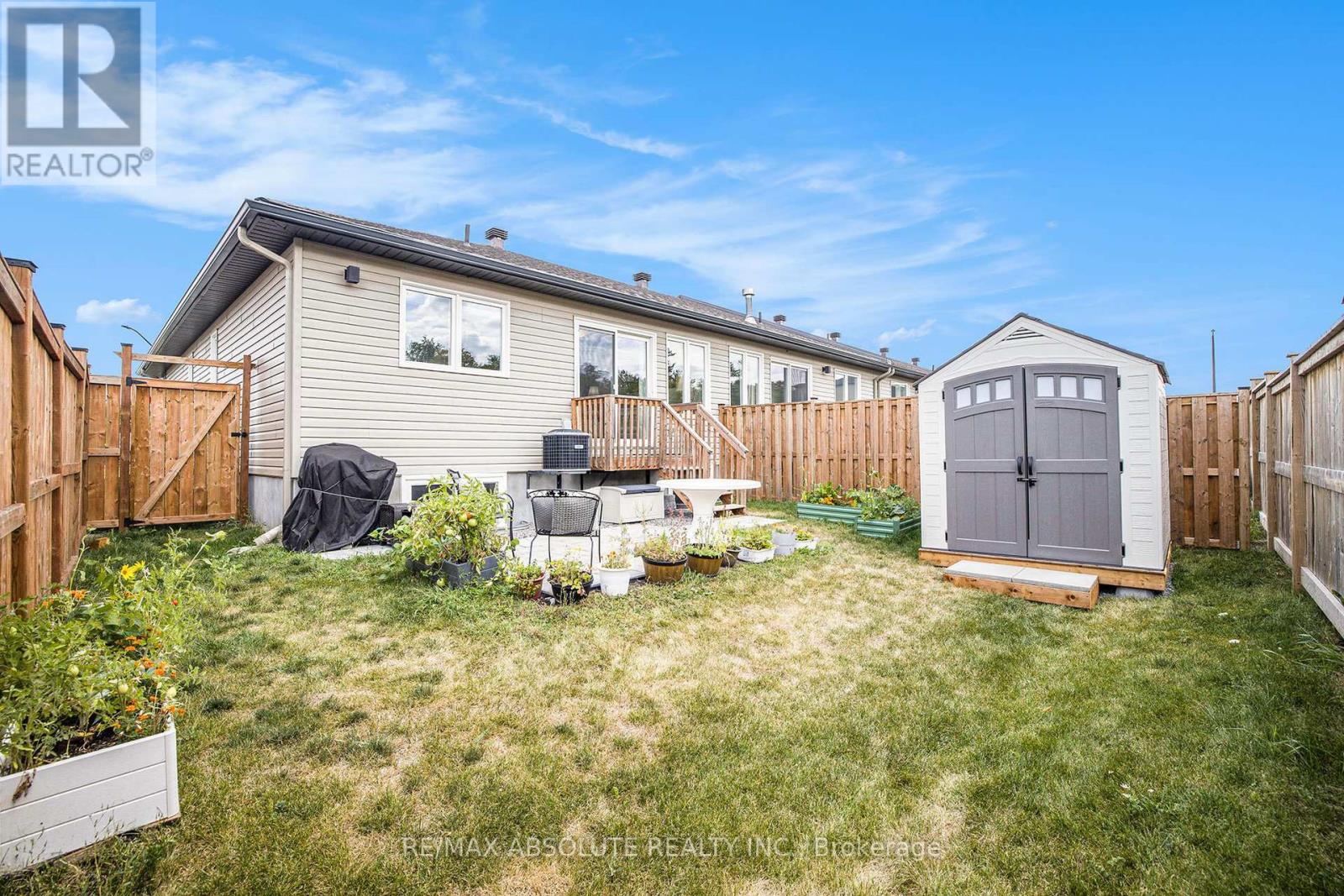 Photo 18 of 2 Morgan Clouthier Way, Arnprior ON