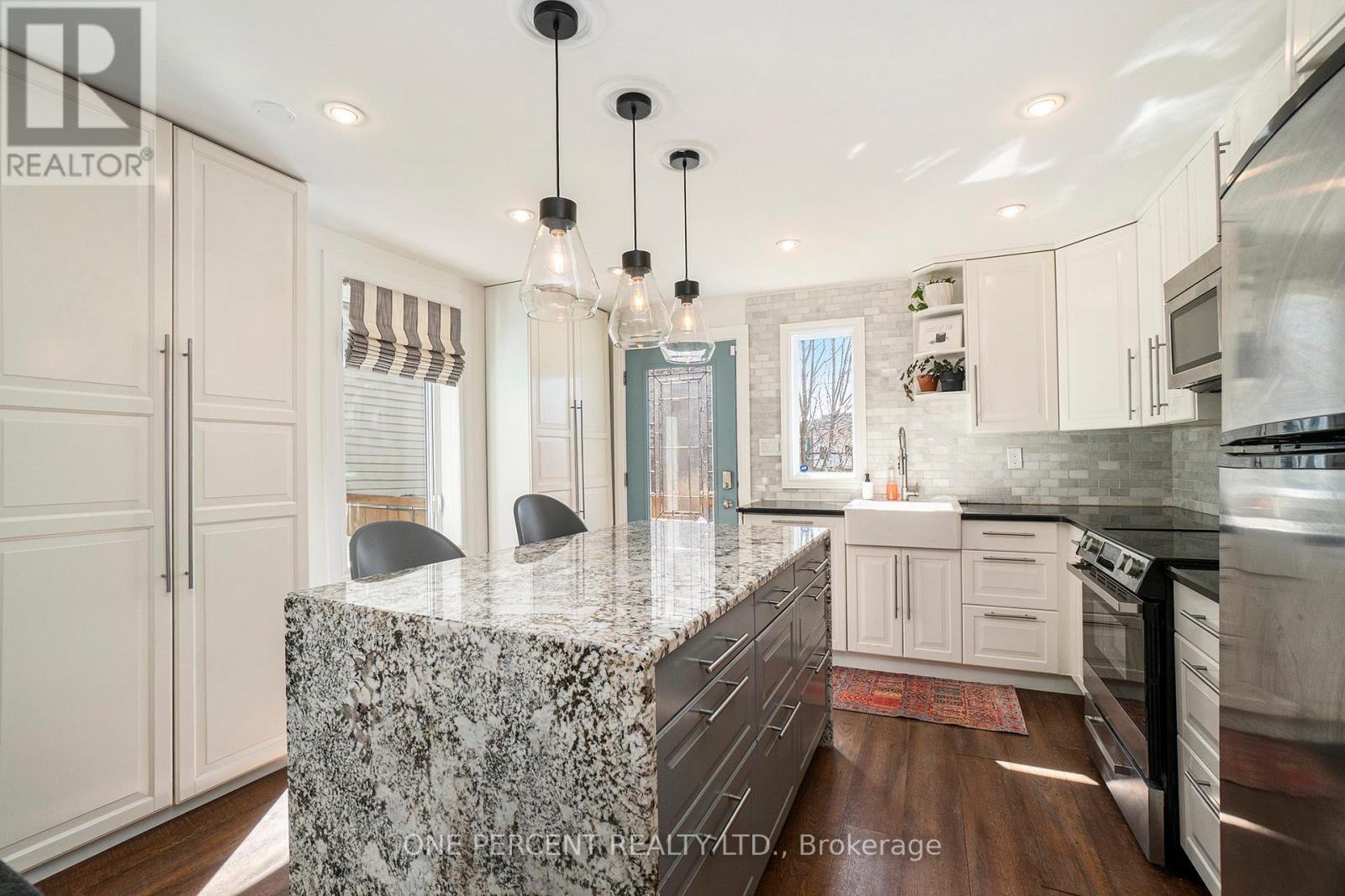 Photo 14 of 266 Bradley Avenue, Ottawa ON