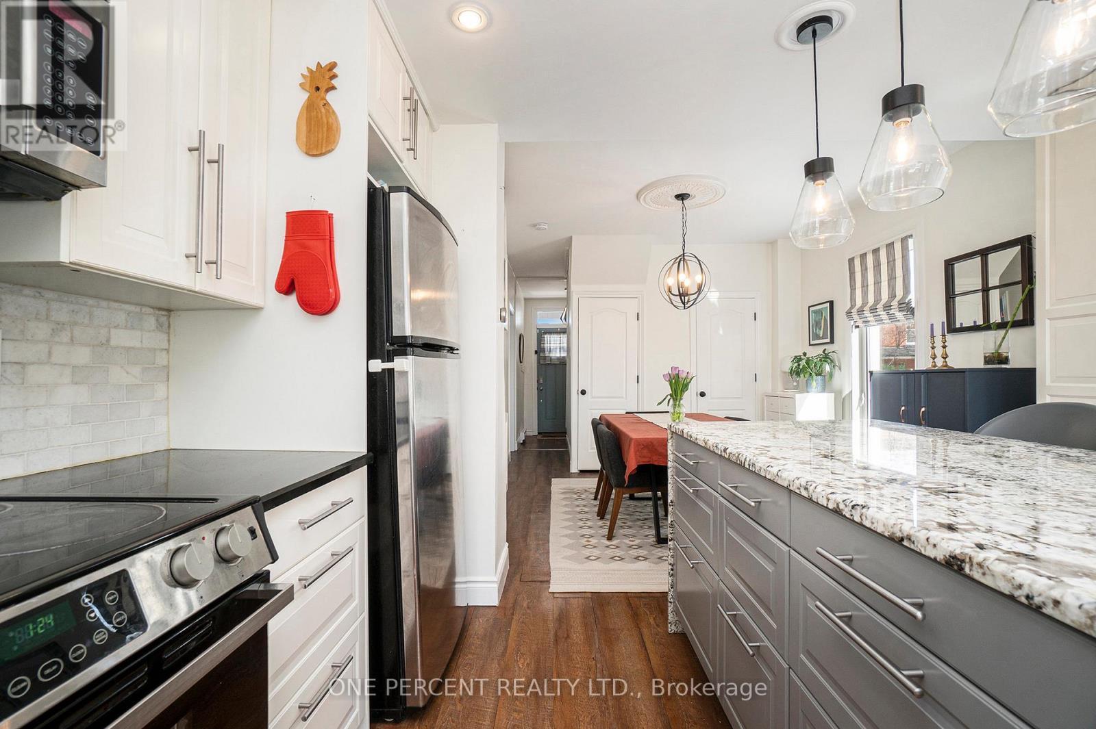 Photo 17 of 266 Bradley Avenue, Ottawa ON