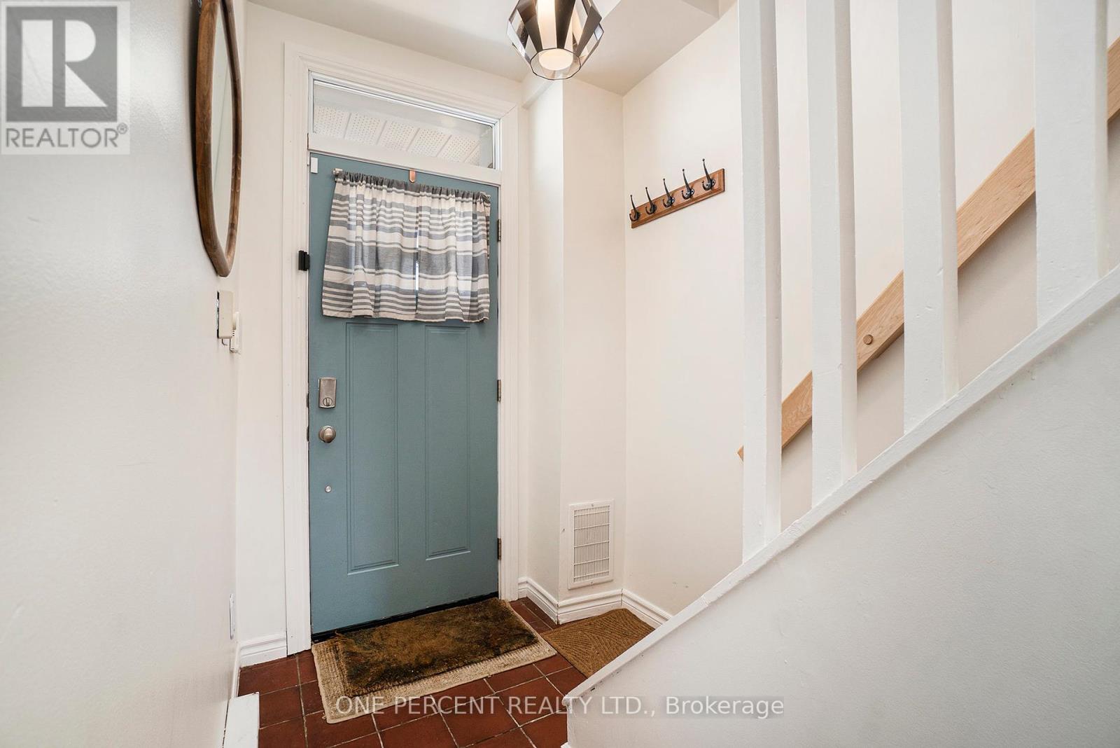 Photo 4 of 266 Bradley Avenue, Ottawa ON