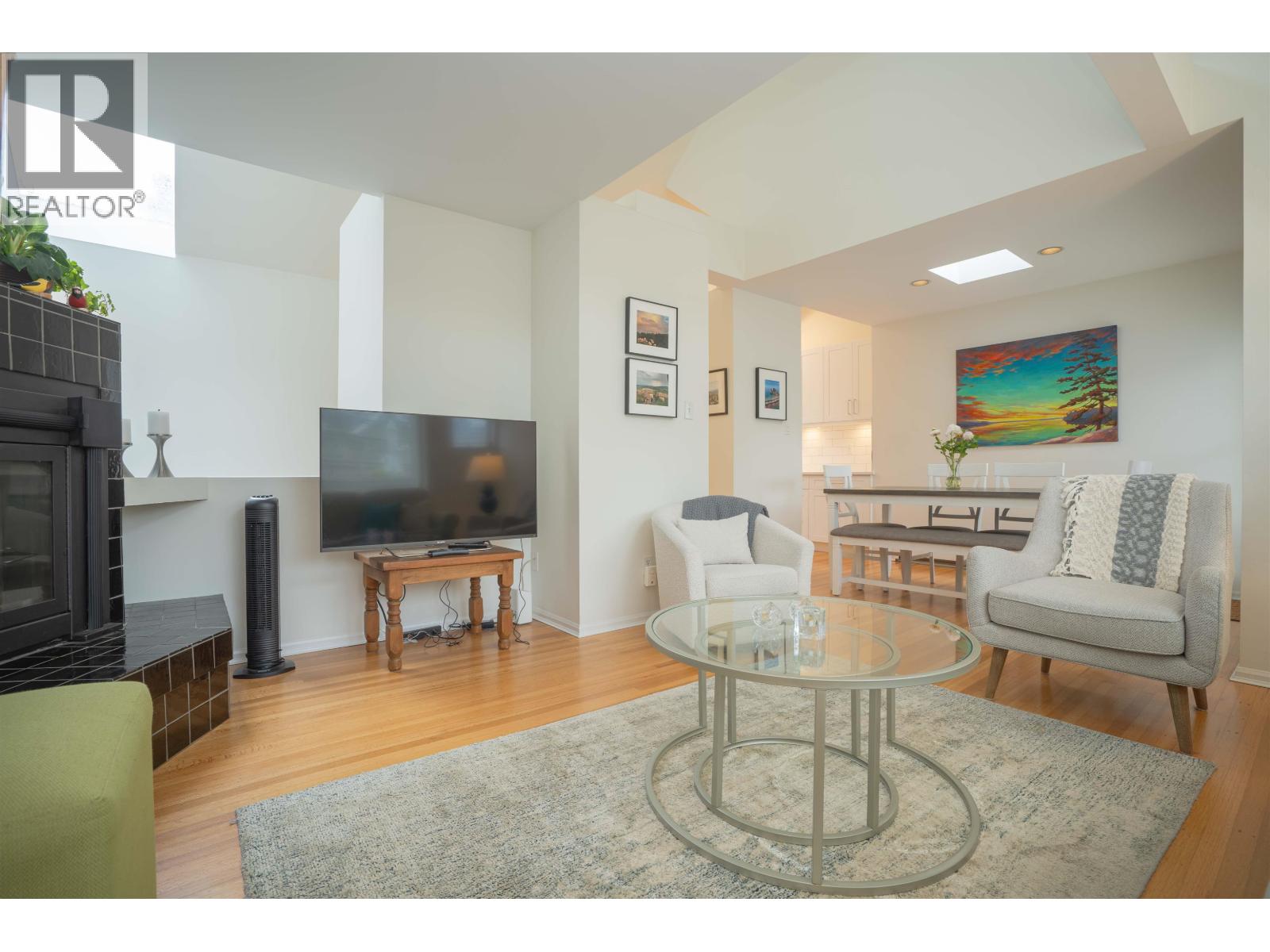 1346 LABURNUM STREET, Vancouver