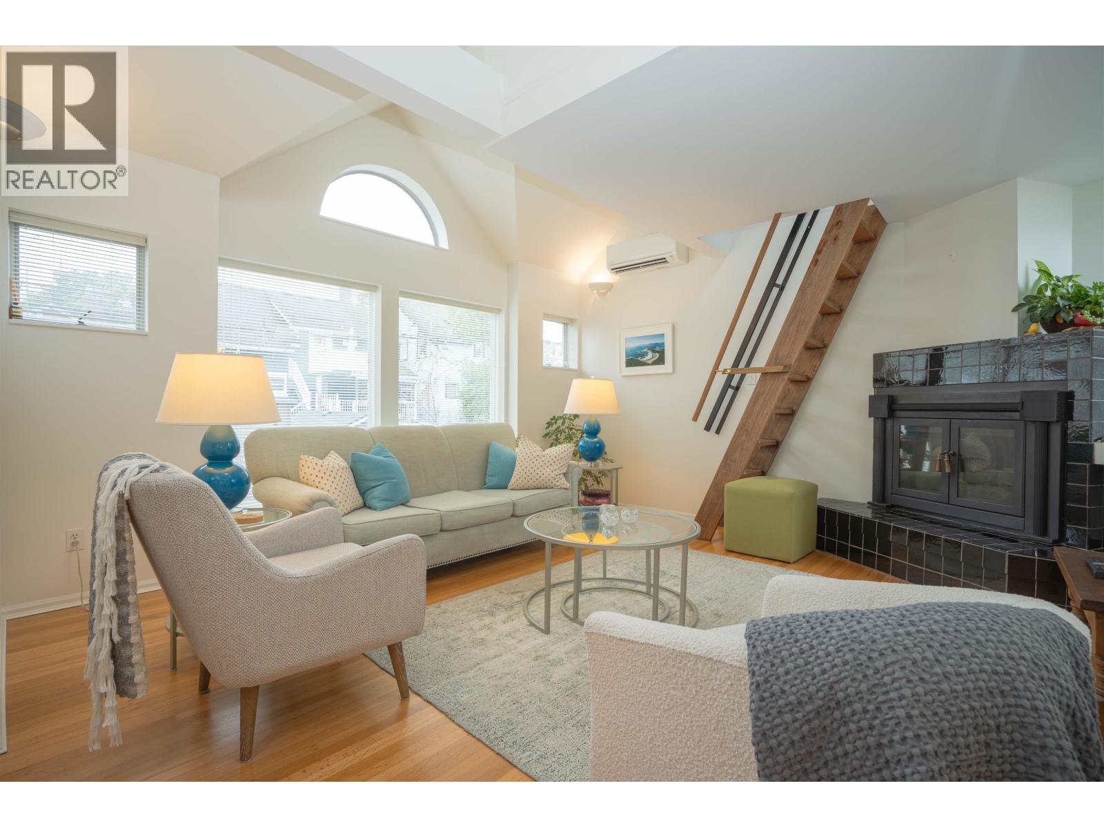 1346 LABURNUM STREET, Vancouver