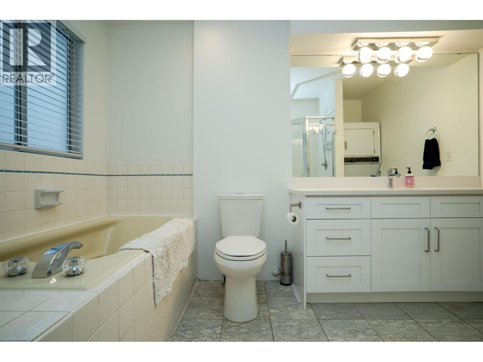 1346 LABURNUM STREET, Vancouver