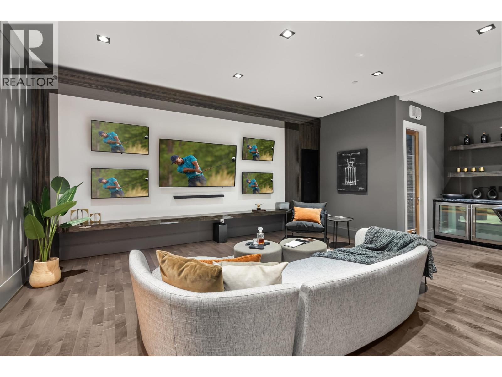 1265 QUEENS AVENUE, West Vancouver