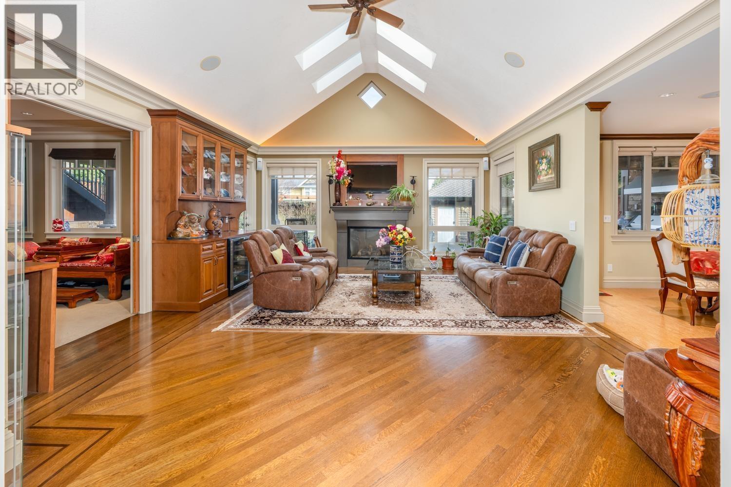 Photo 15 of 5085 1 Avenue, Delta BC