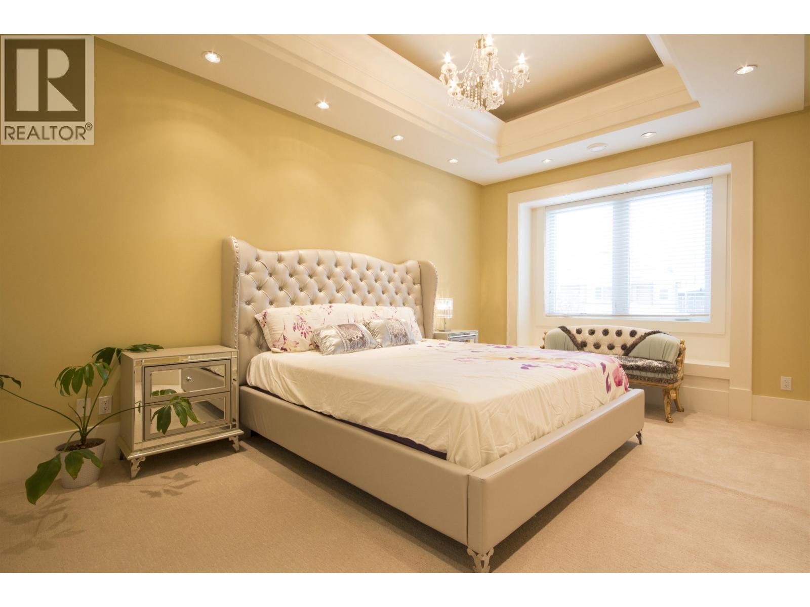 Photo 38 of 7928 Sunnyholme Crescent, Richmond BC