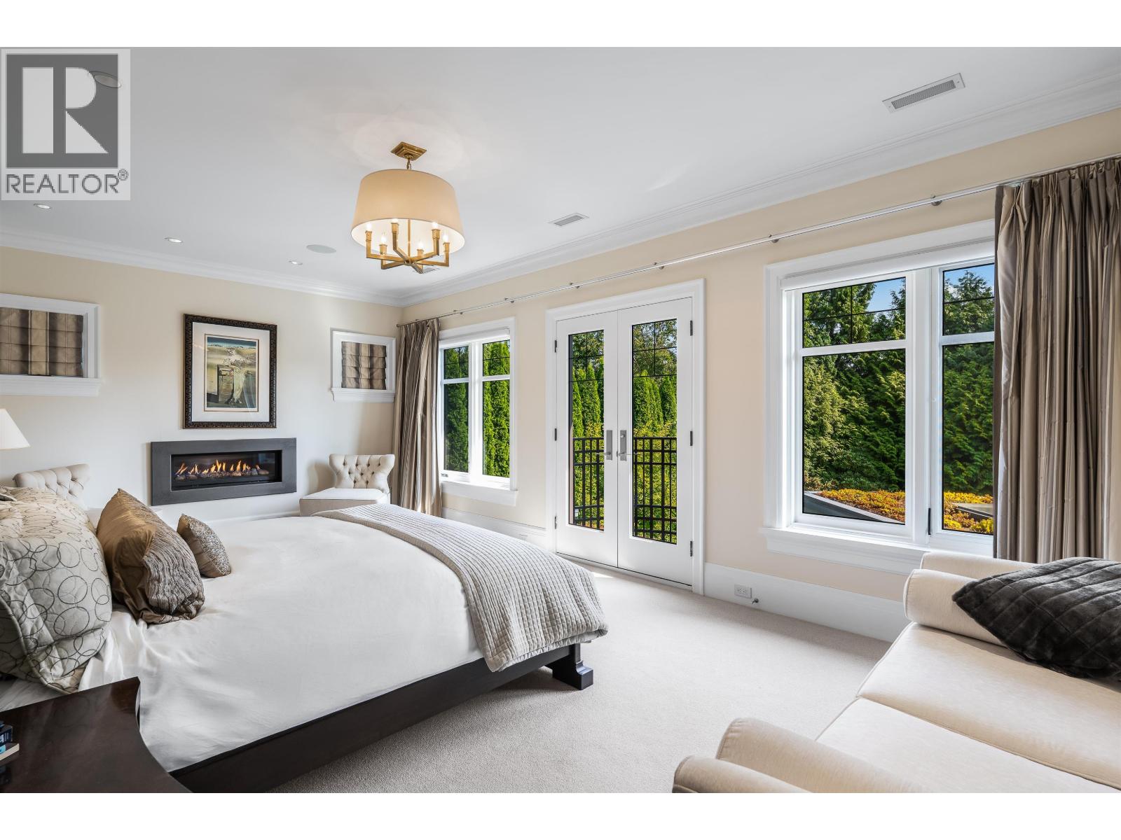 Photo 24 of 8112 Government Road, Burnaby BC
