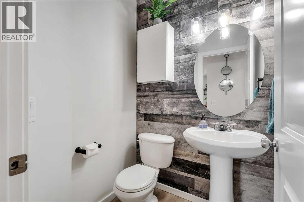 Photo 17 of 367 Sagewood Place Sw, Airdrie AB