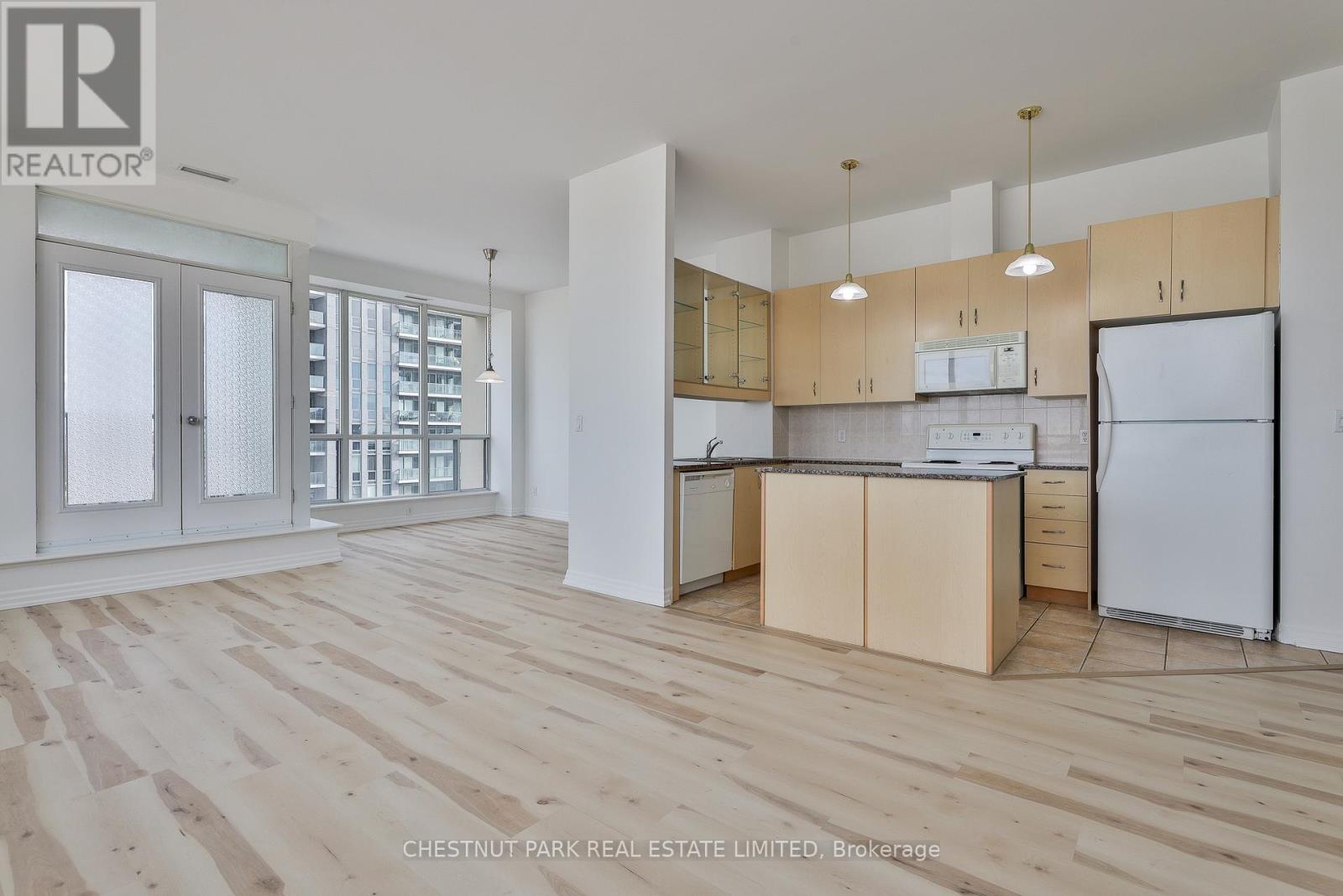 Photo 6 of 1108 797 Don Mills Road, Toronto ON