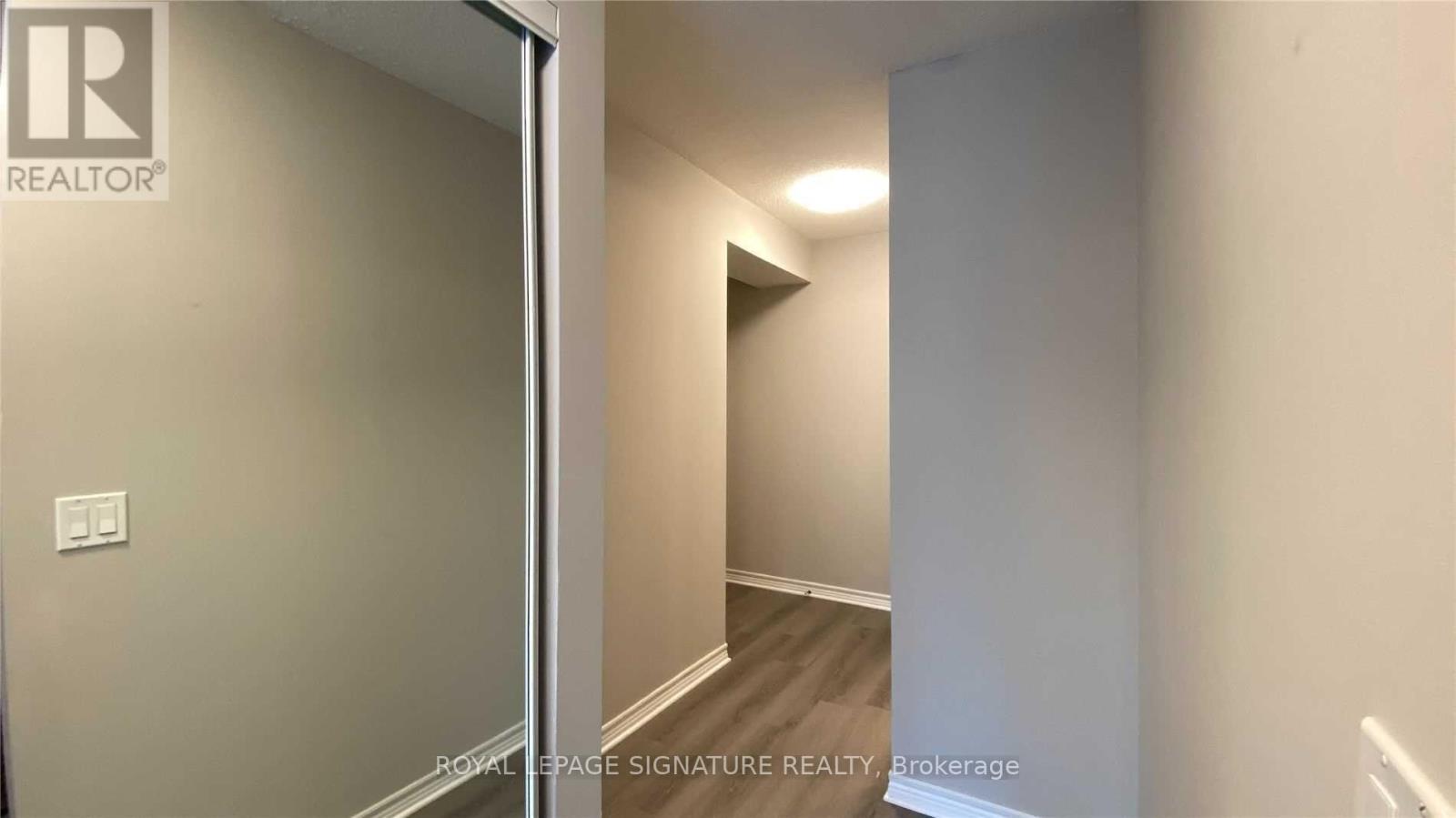 Photo 7 of 1215 763 Bay Street, Toronto ON