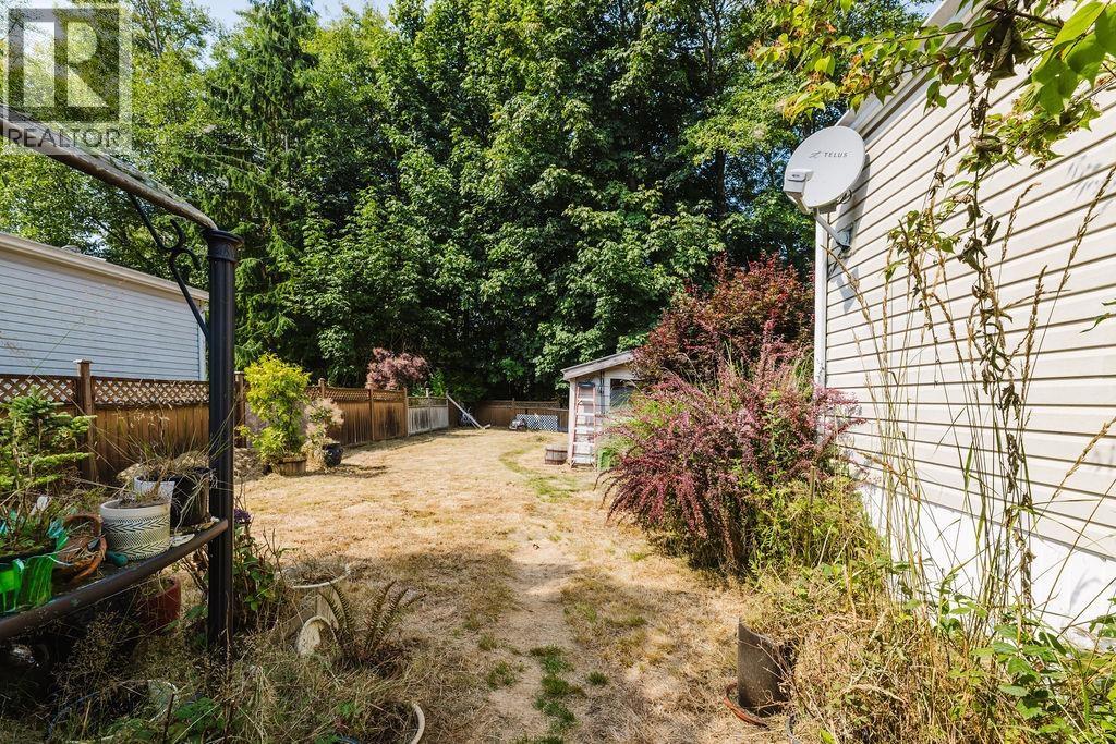 83 1413 SUNSHINE COAST HIGHWAY, Gibsons