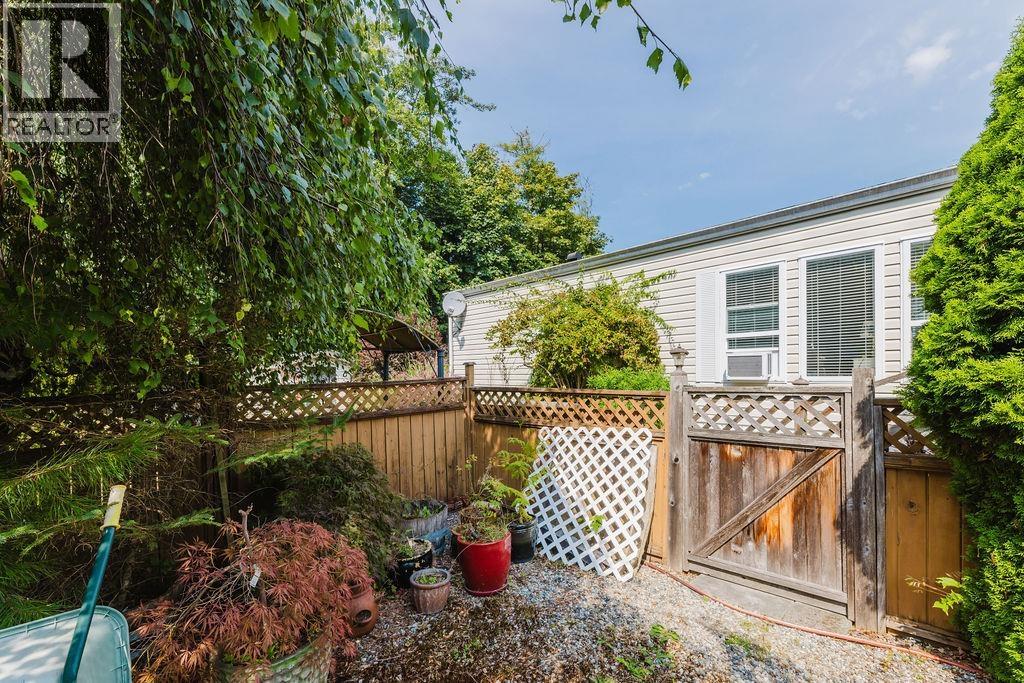 83 1413 SUNSHINE COAST HIGHWAY, Gibsons