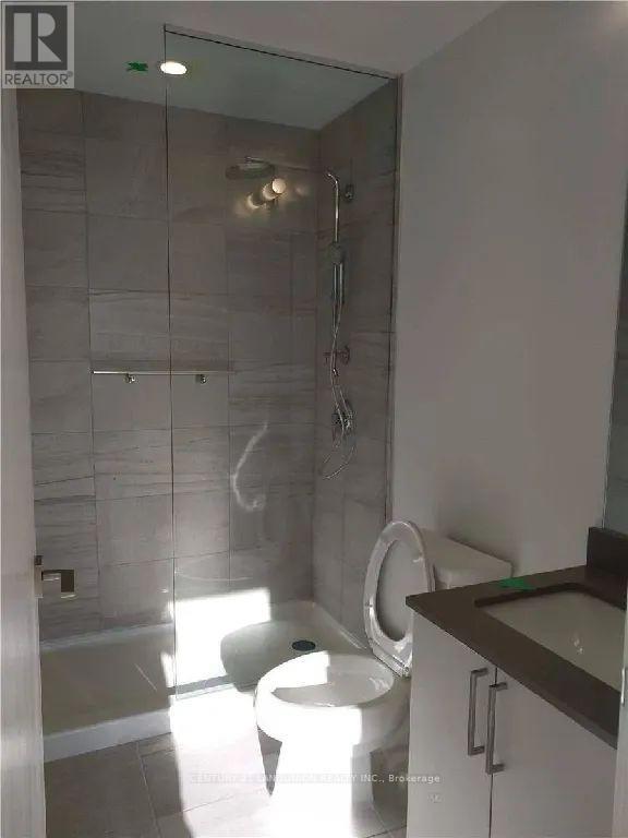 Photo 12 of 621 W 268 Buchanan Drive, Markham ON