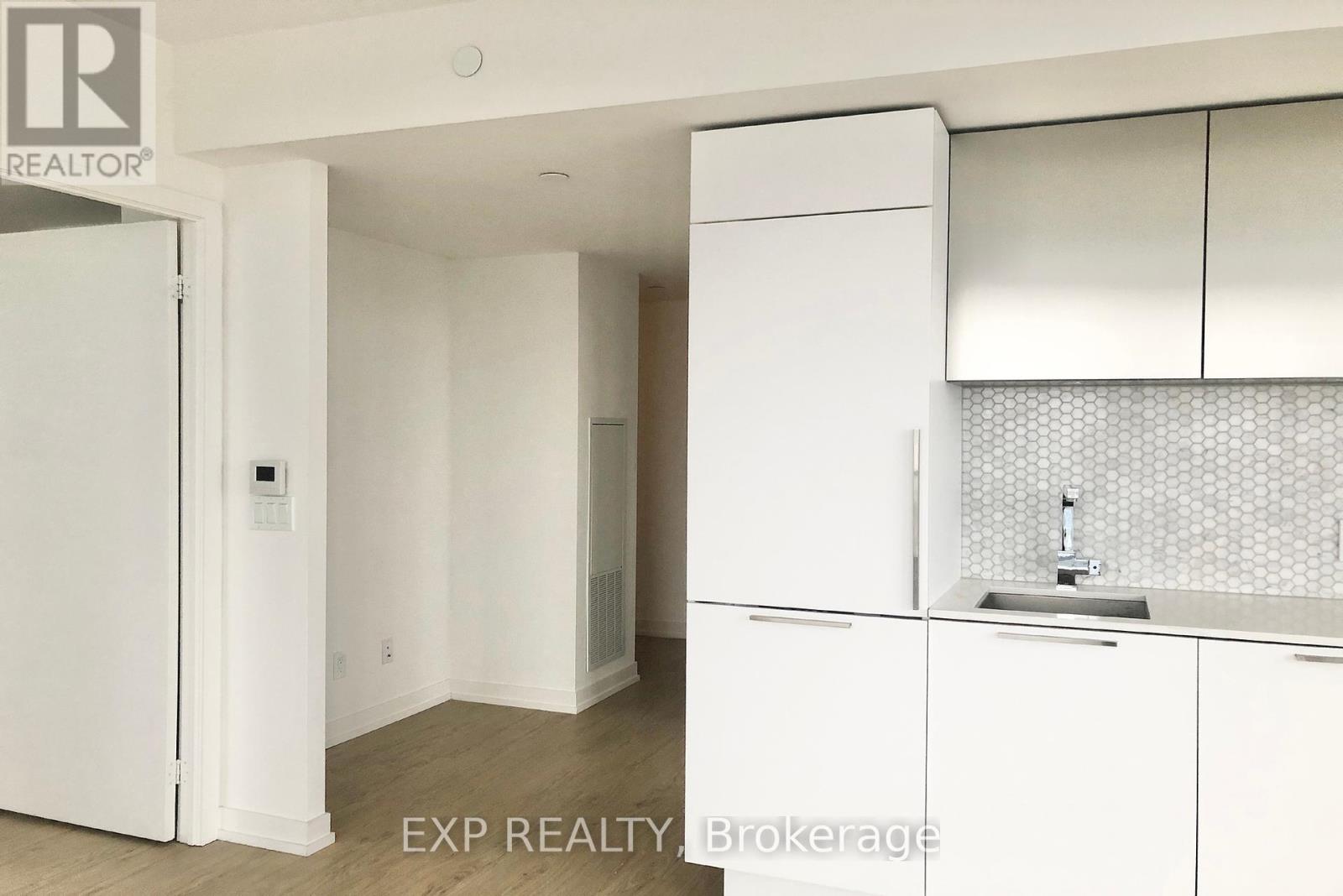 Photo 7 of 4216 85 Wood Street, Toronto ON