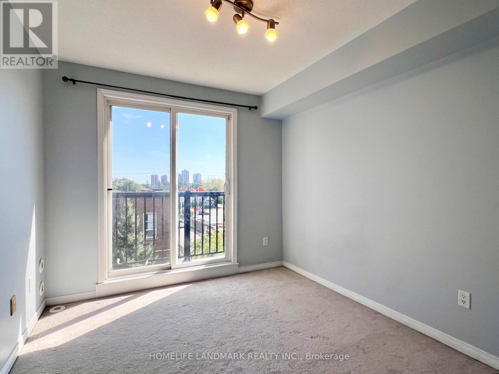 Photo 13 of 310 35 Strangford Lane, Toronto ON