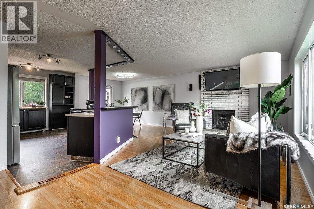 Photo 5 of 243 Roborecki Crescent, Saskatoon SK