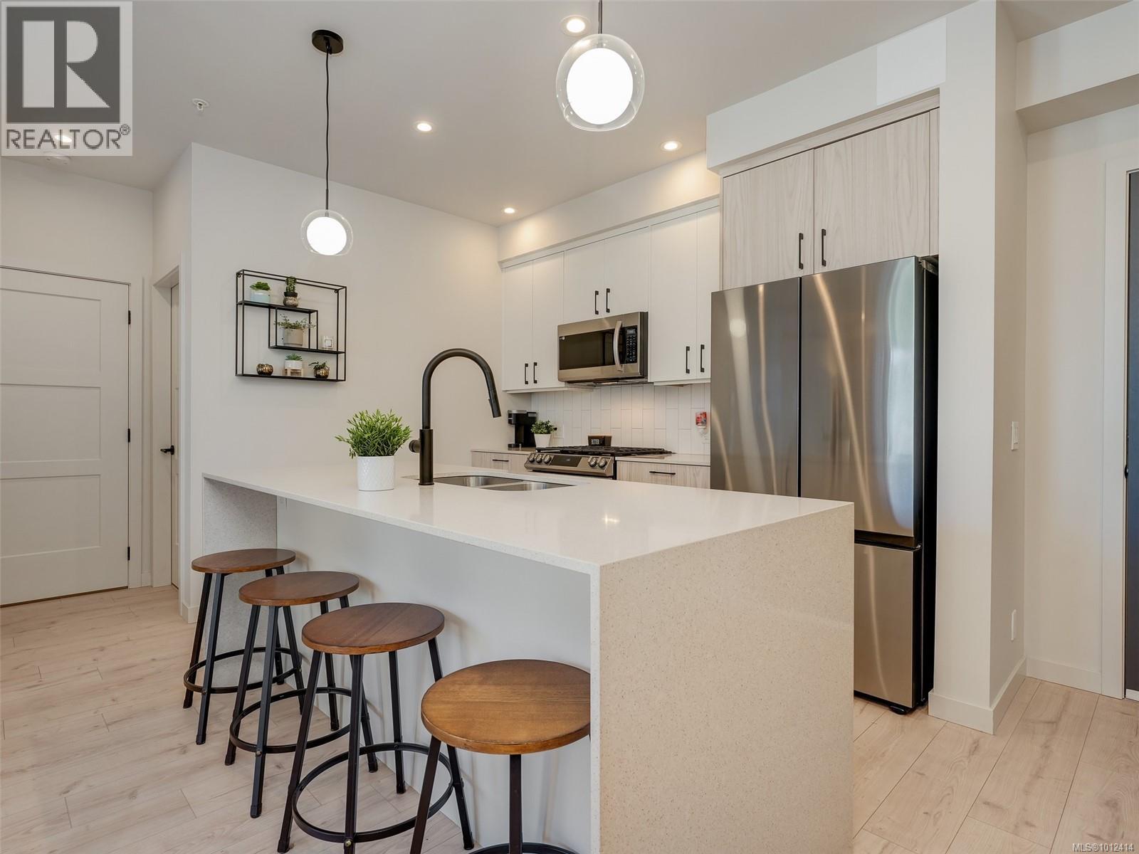 Photo 7 of 406 958 Pharoah Mews, Langford BC