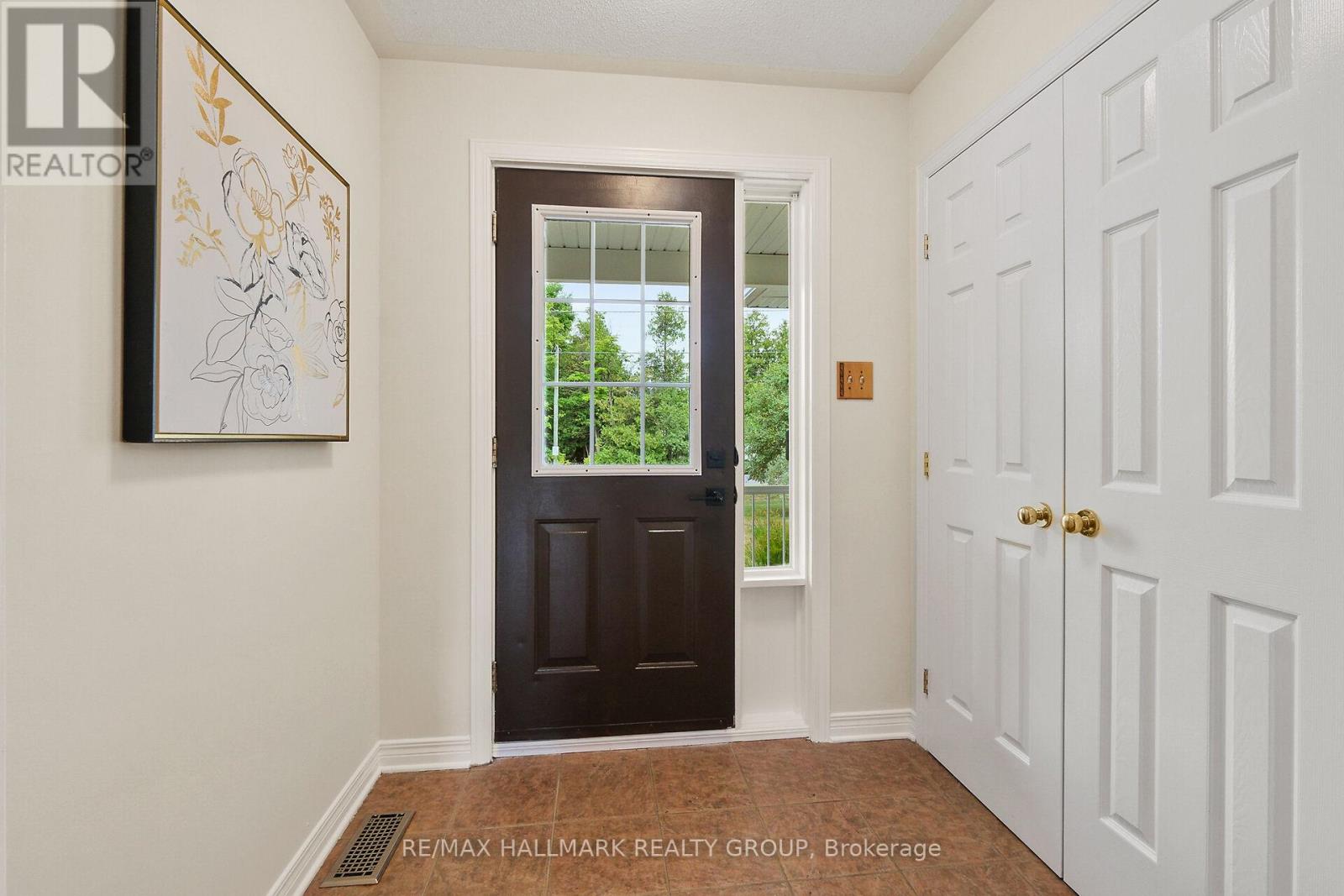 Photo 14 of 207 Northcote Drive, Beckwith ON