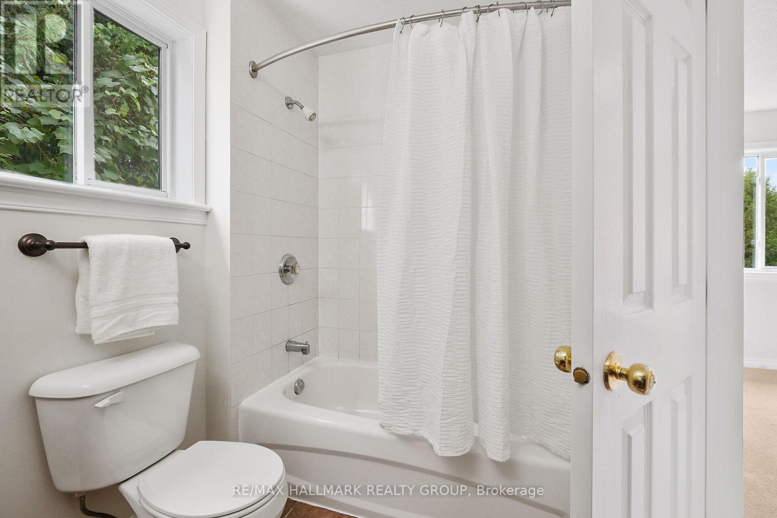 Photo 44 of 207 Northcote Drive, Beckwith ON