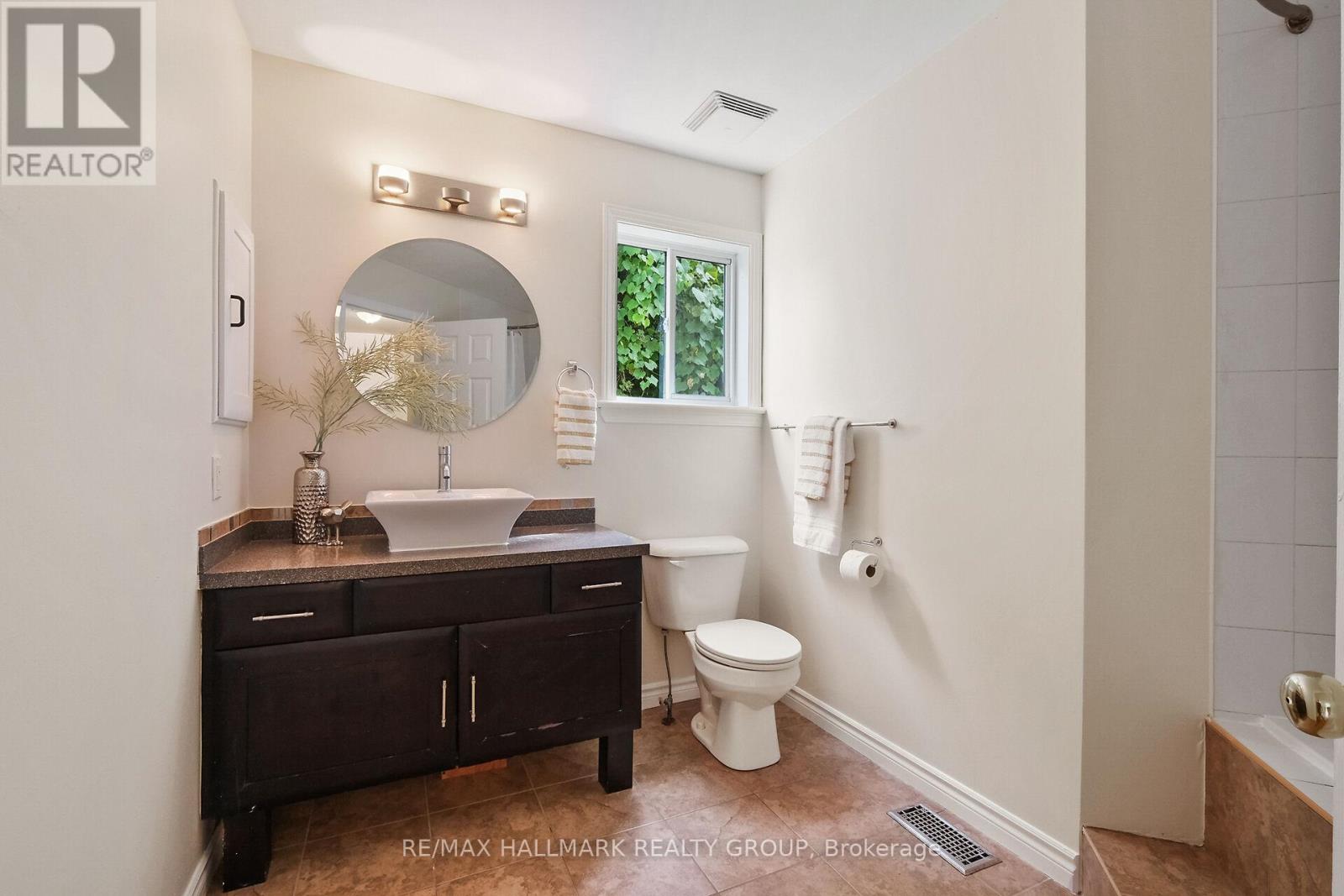 Photo 46 of 207 Northcote Drive, Beckwith ON