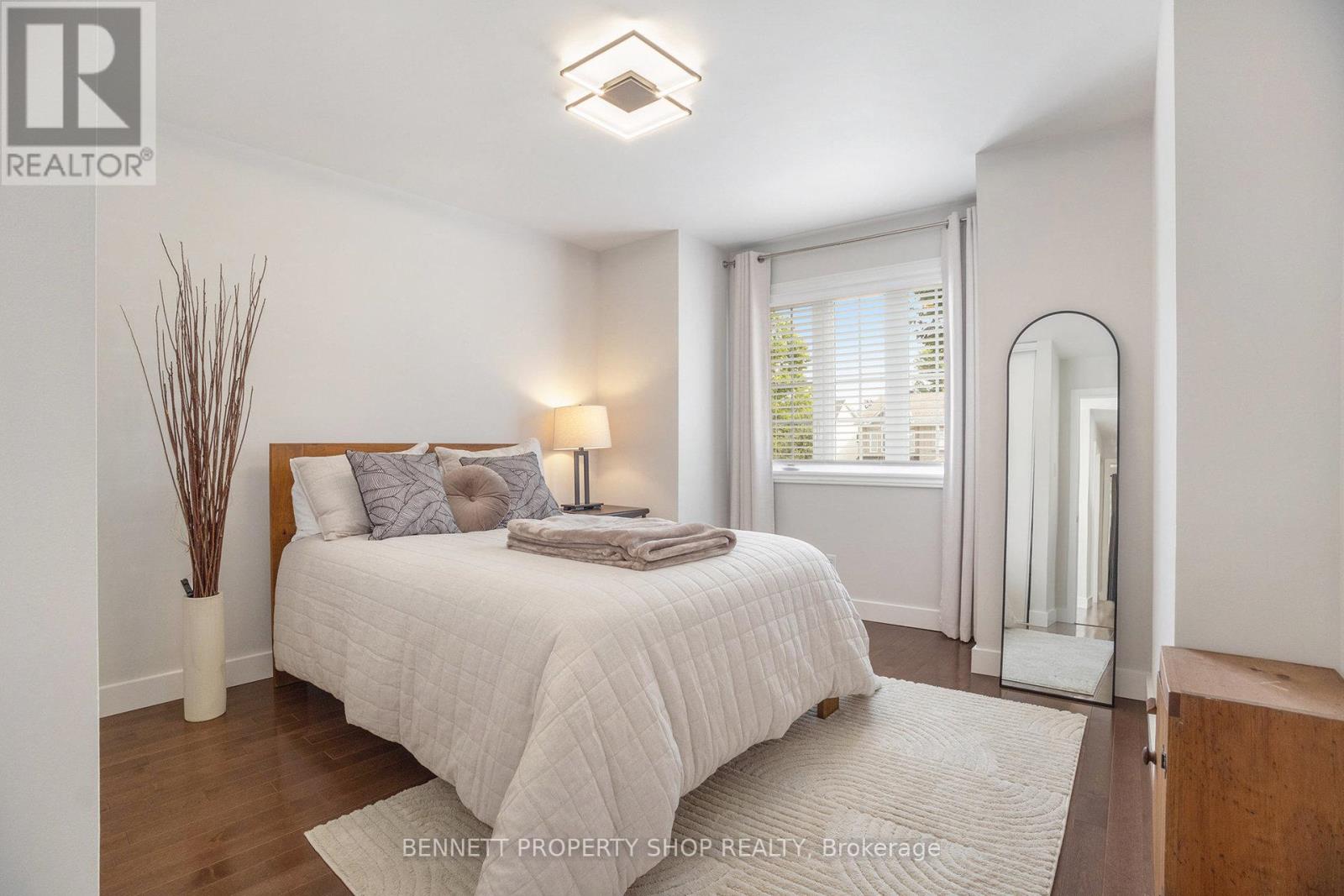 Photo 19 of 5885 Gladewoods Place, Ottawa ON