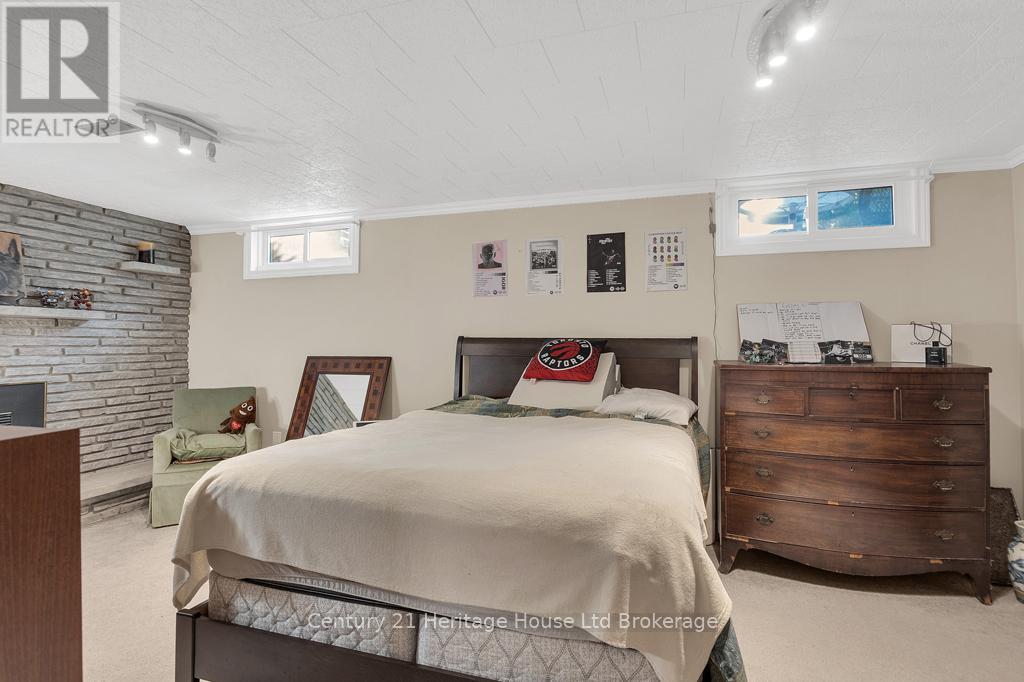 Photo 17 of 84 Denrich Avenue, Tillsonburg ON