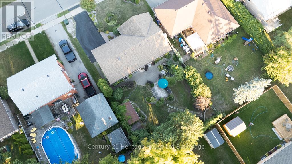 Photo 33 of 84 Denrich Avenue, Tillsonburg ON