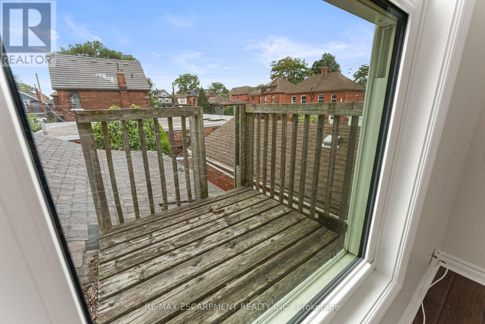 Photo 13 of 208 East Avenue N, Hamilton ON