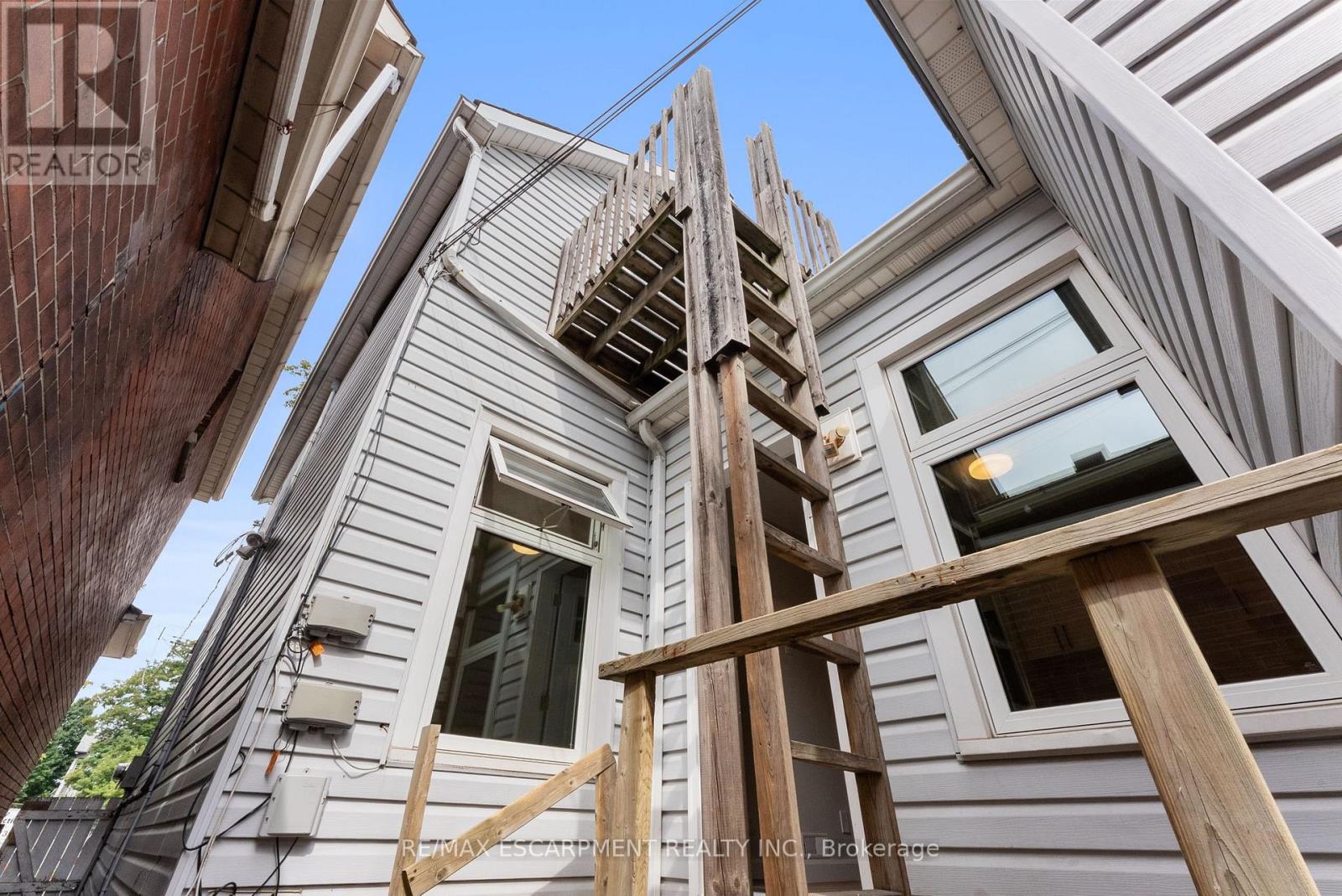 Photo 21 of 208 East Avenue N, Hamilton ON