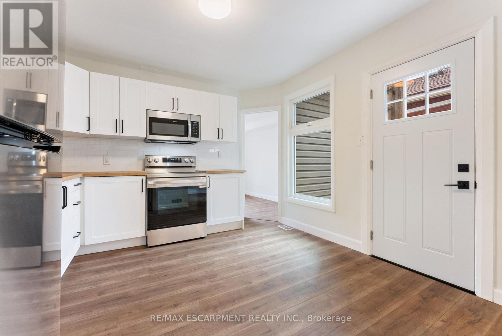 Photo 22 of 208 East Avenue N, Hamilton ON