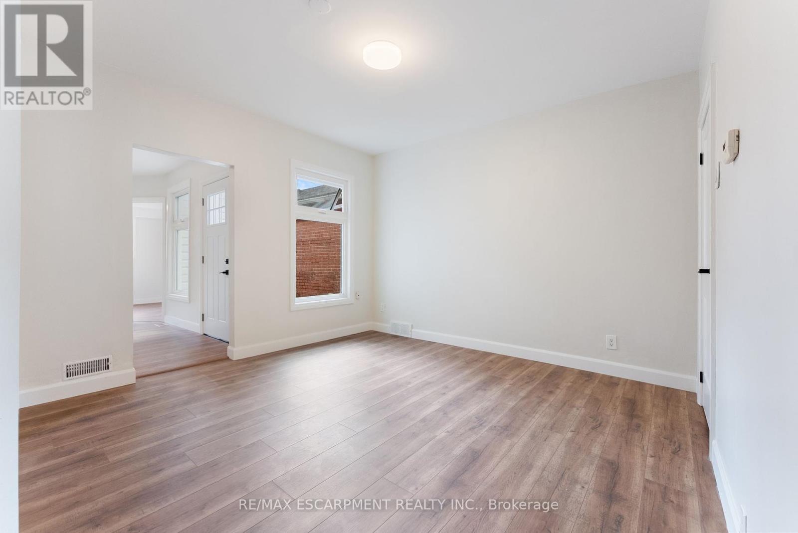 Photo 26 of 208 East Avenue N, Hamilton ON