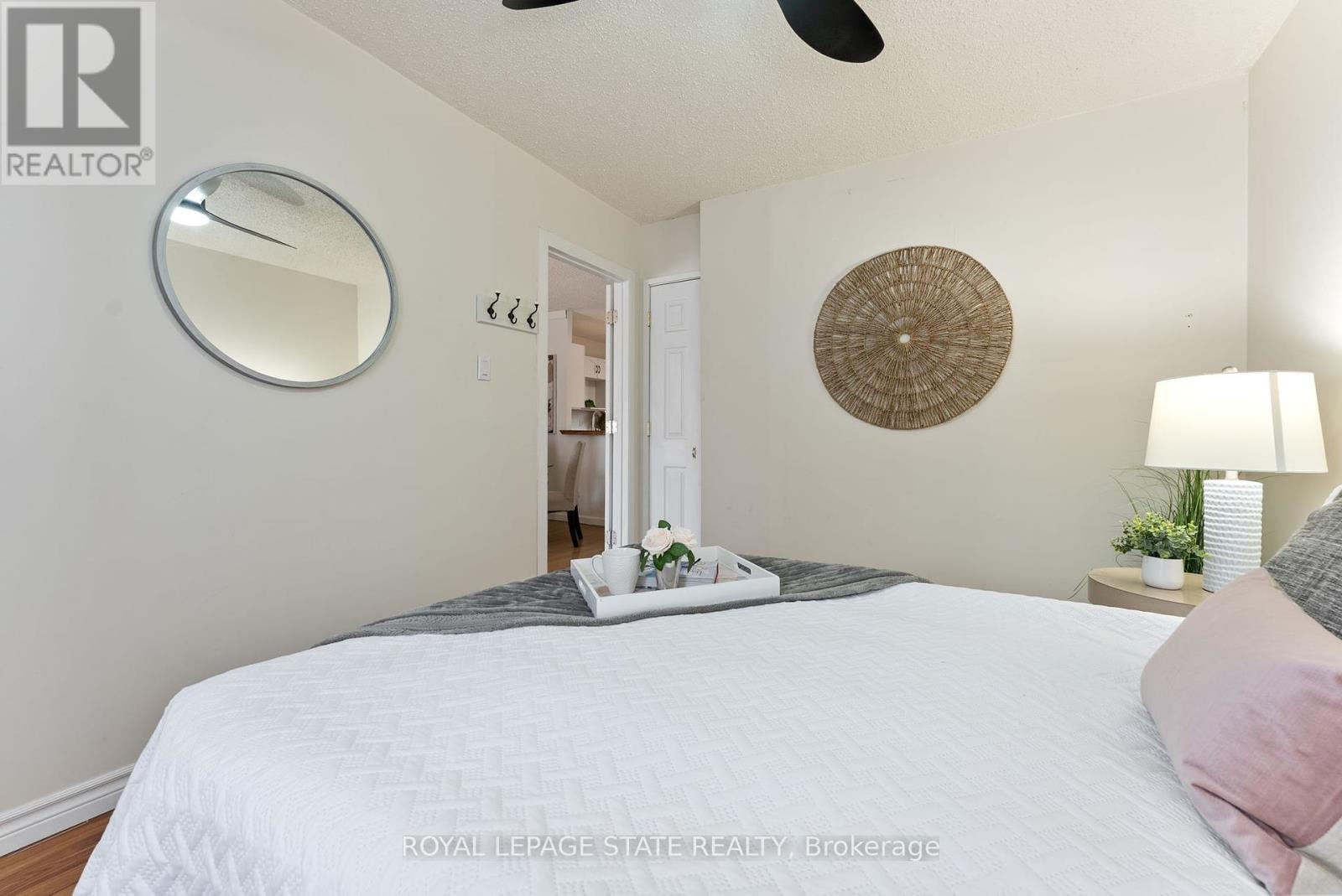 Photo 13 of 544 Mary Street, Hamilton ON