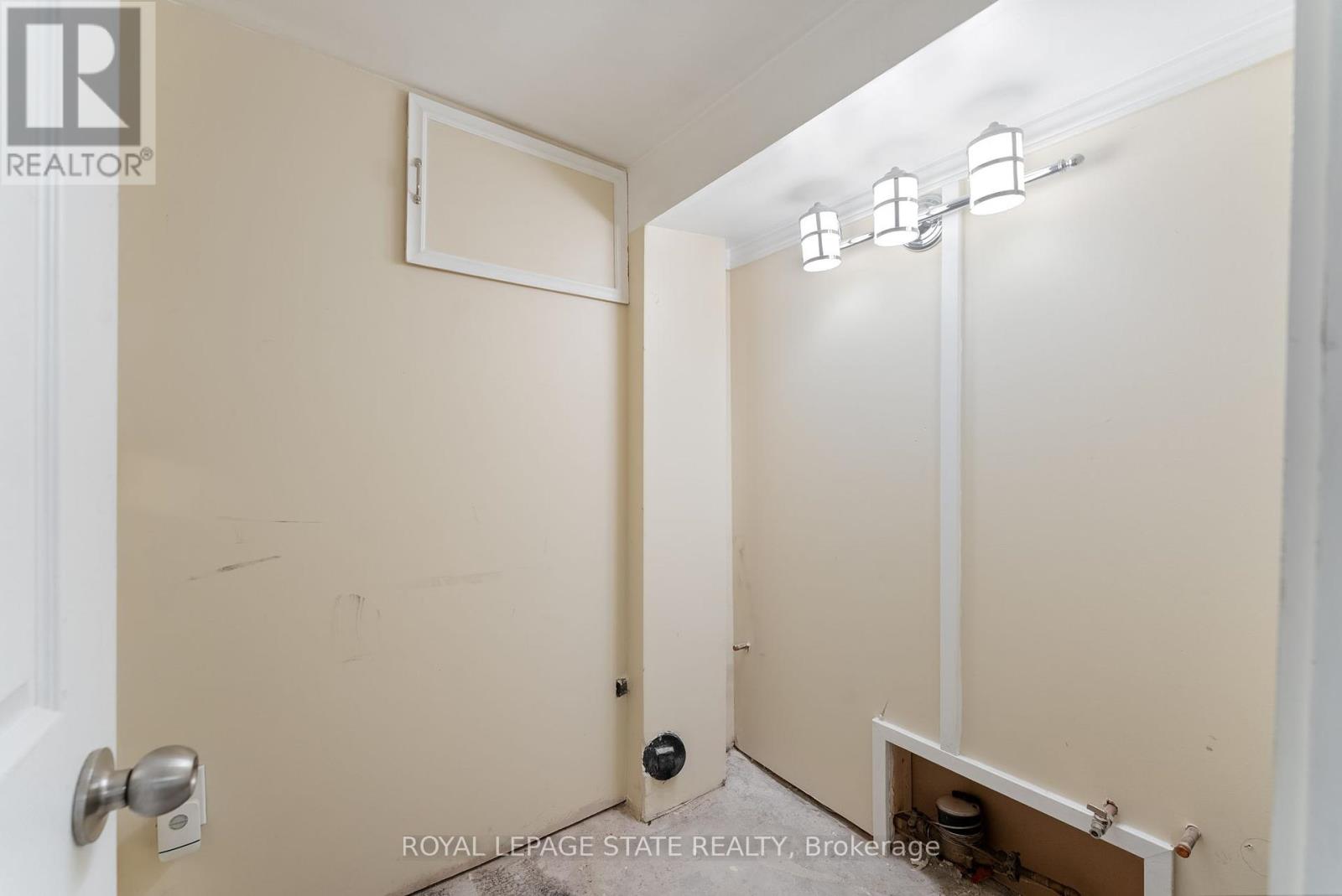 Photo 18 of 544 Mary Street, Hamilton ON