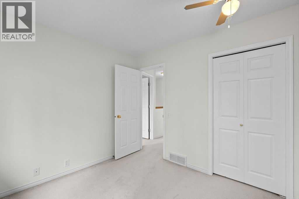 Photo 25 of 31 Silvergrove Close Nw, Calgary AB