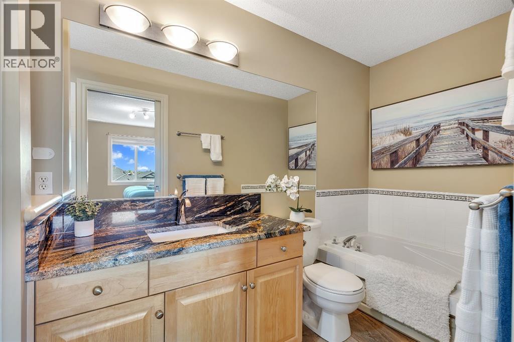 Photo 24 of 127 Citadel Estates Place Nw, Calgary AB