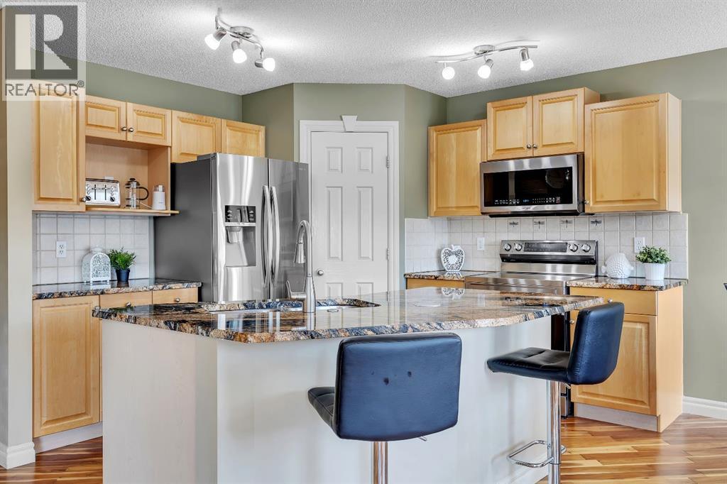 Photo 13 of 127 Citadel Estates Place Nw, Calgary AB
