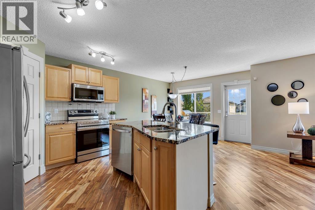 Photo 7 of 127 Citadel Estates Place Nw, Calgary AB